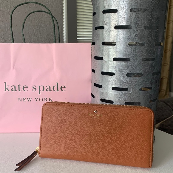 kate spade Handbags - NWT last one❤️Authentic Kate Spade Leather Wallet